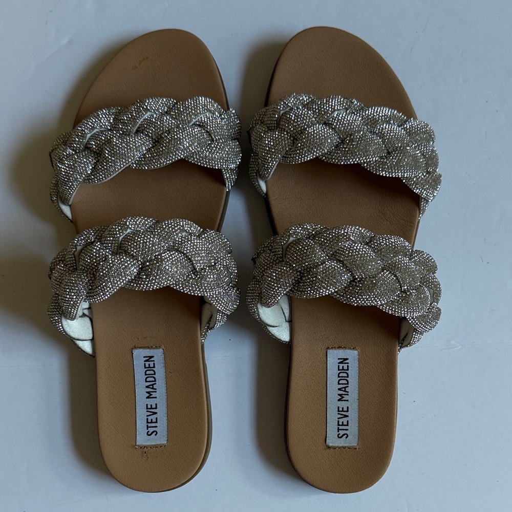 Steve Madden Metallic Braided Sandals. Size 8